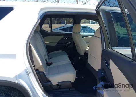 2022 Chevrolet Traverse Fwd Ls из США, поврежденный, VIN 1GNERFKW7NJ106521